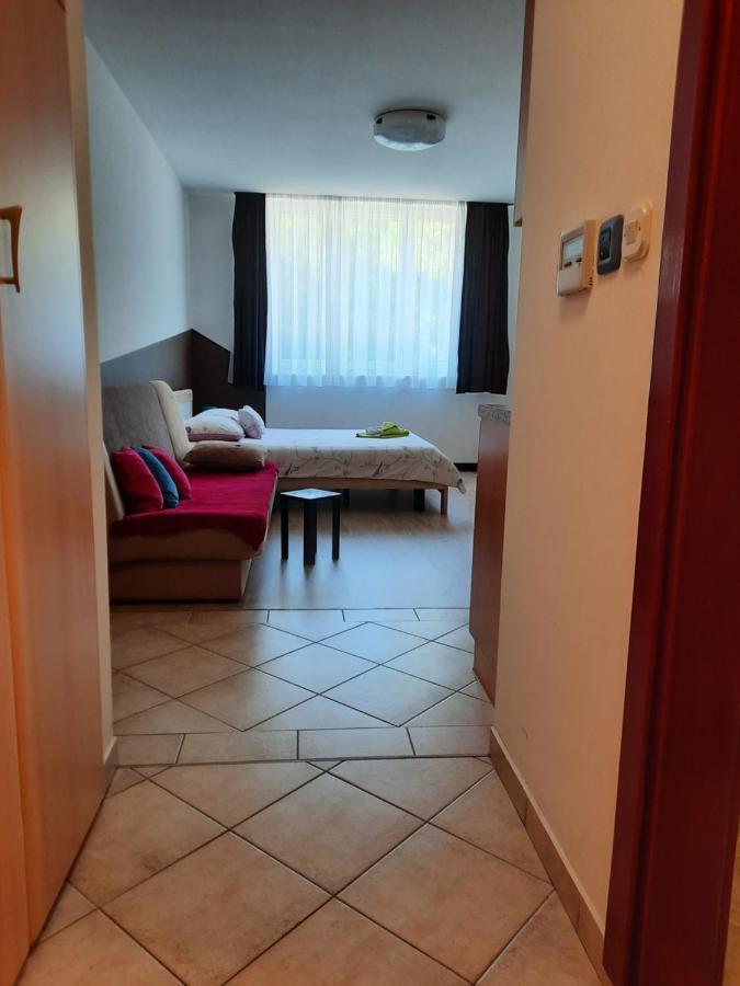 PUY Apartmani Lorena מראה חיצוני תמונה
