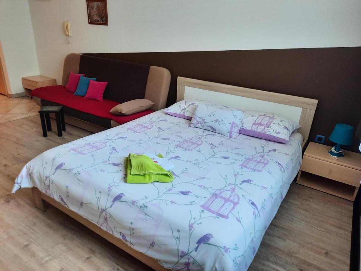 PUY Apartmani Lorena מראה חיצוני תמונה